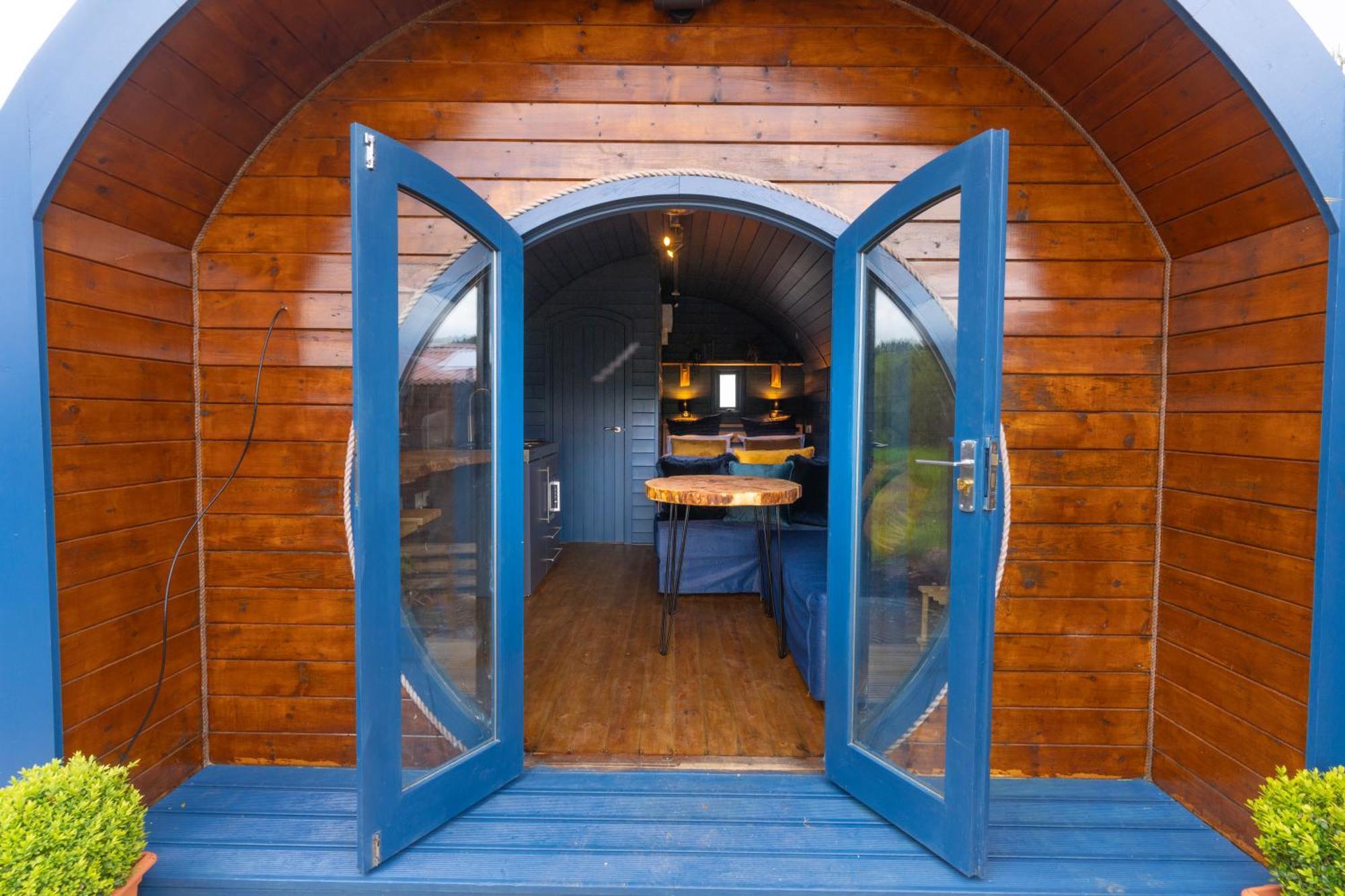 Kingswood Lodges ฟอร์ตวิลเลียม ภายนอก รูปภาพ