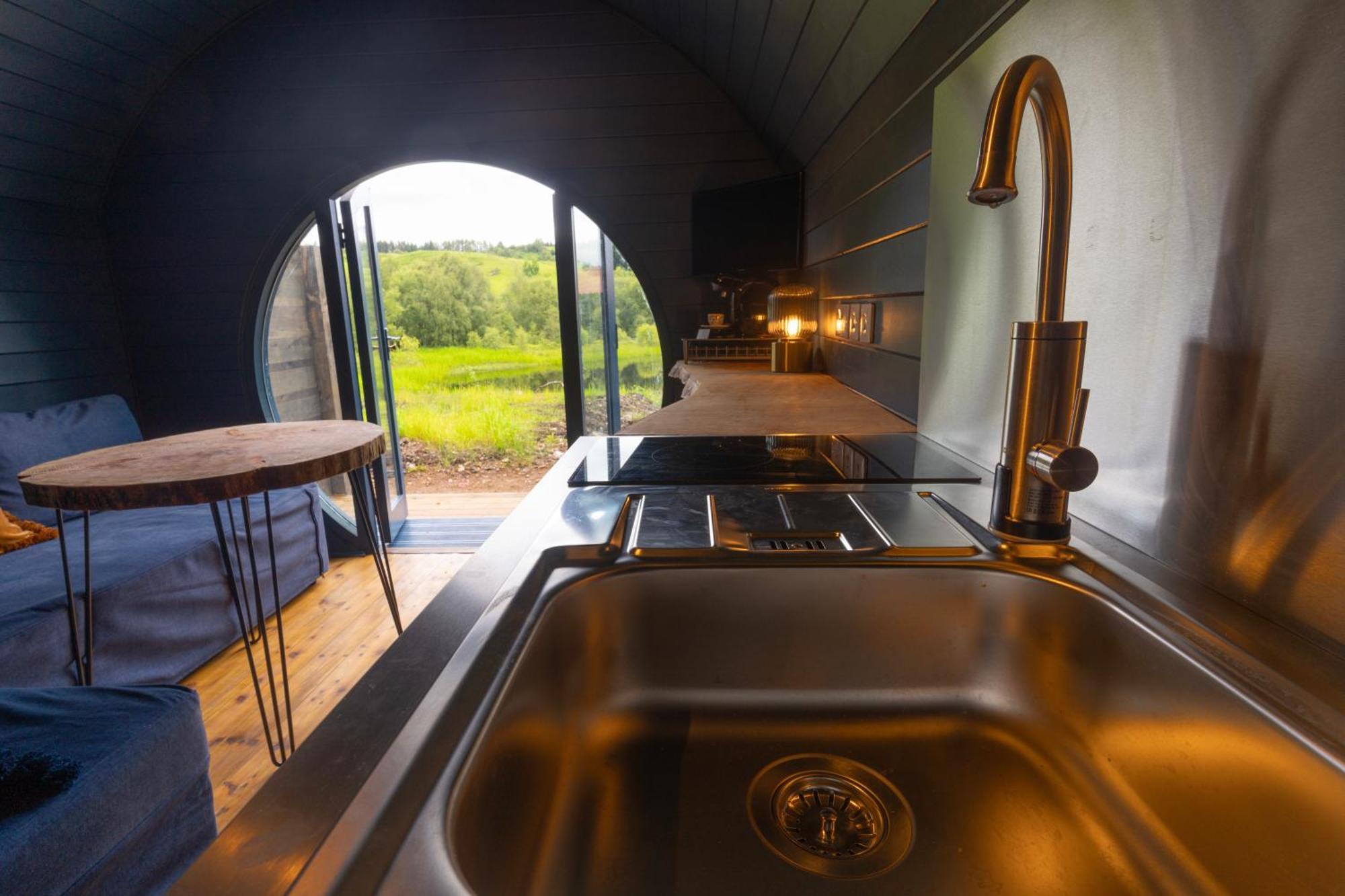 Kingswood Lodges ฟอร์ตวิลเลียม ภายนอก รูปภาพ