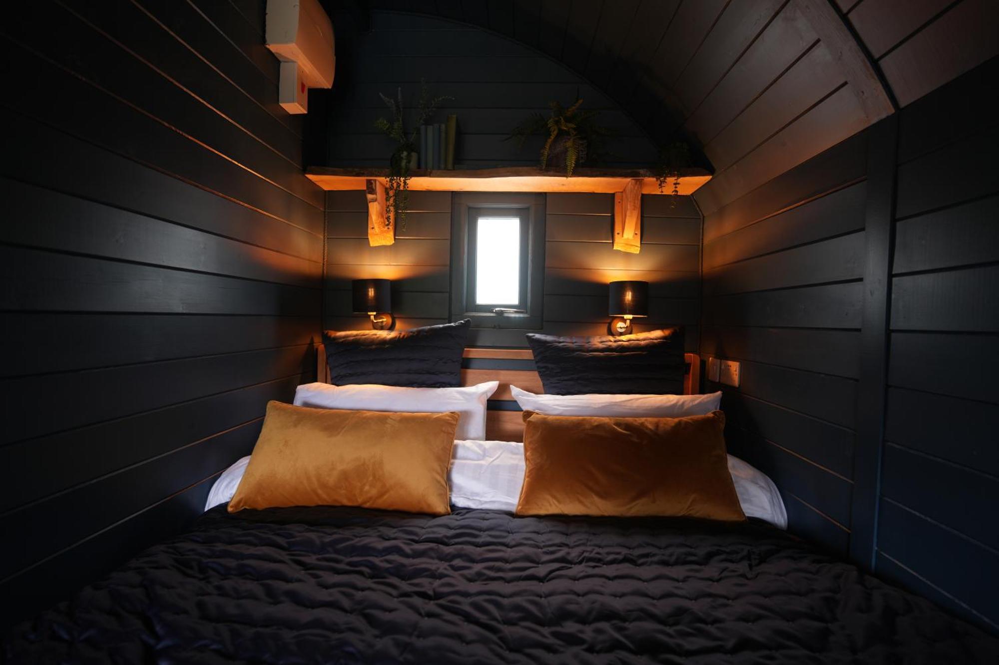 Kingswood Lodges ฟอร์ตวิลเลียม ภายนอก รูปภาพ