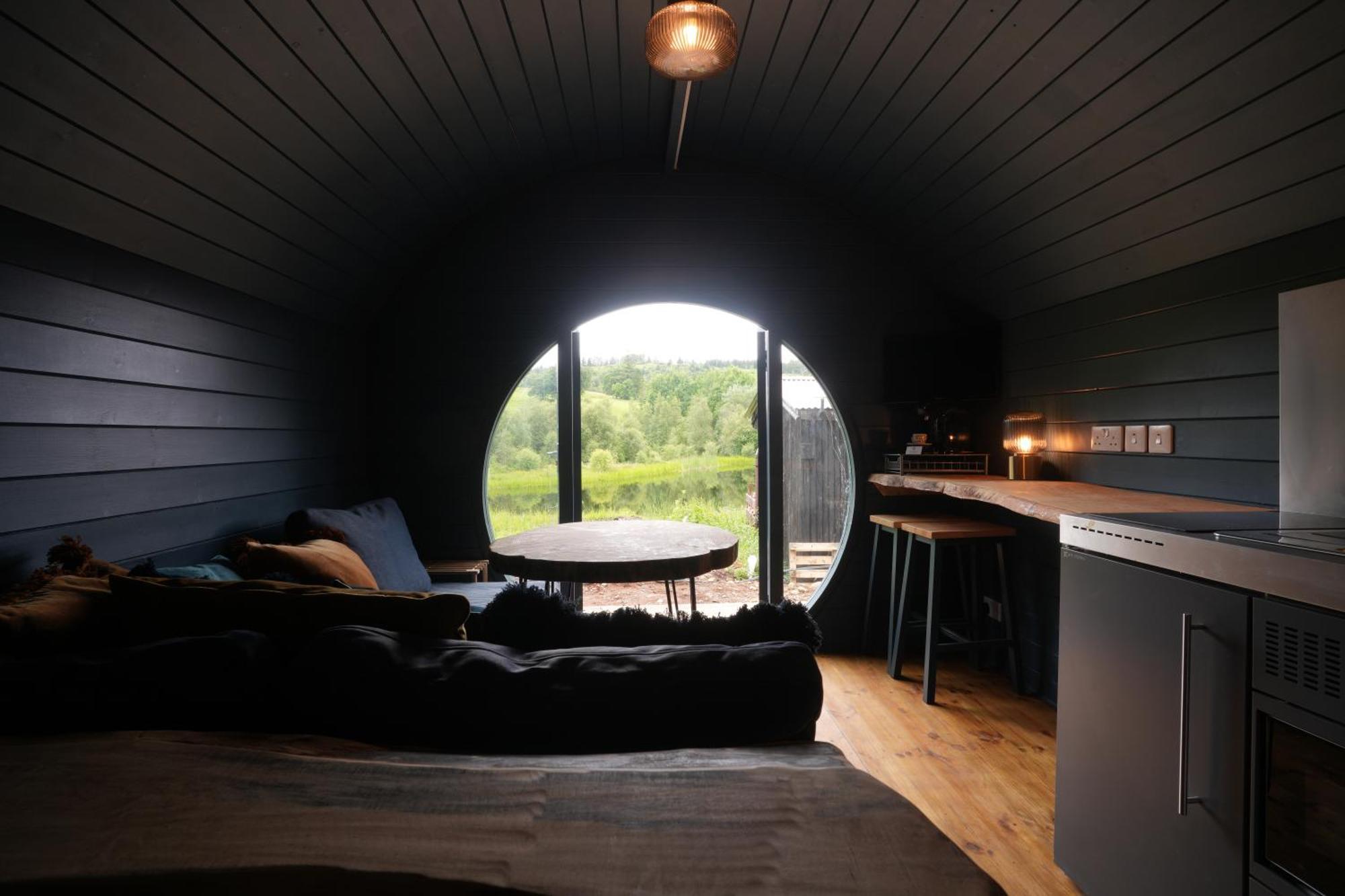 Kingswood Lodges ฟอร์ตวิลเลียม ภายนอก รูปภาพ