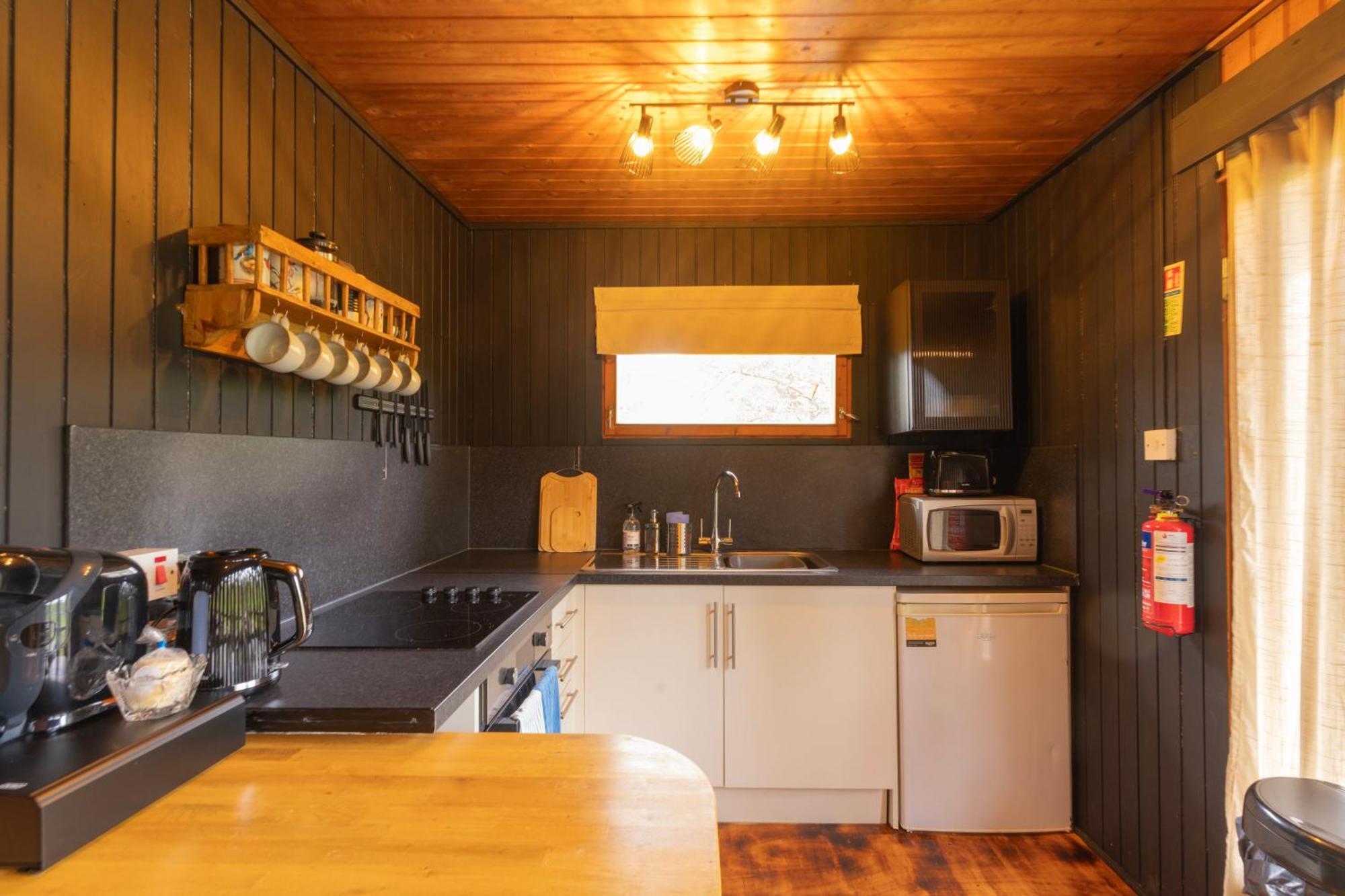 Kingswood Lodges ฟอร์ตวิลเลียม ภายนอก รูปภาพ