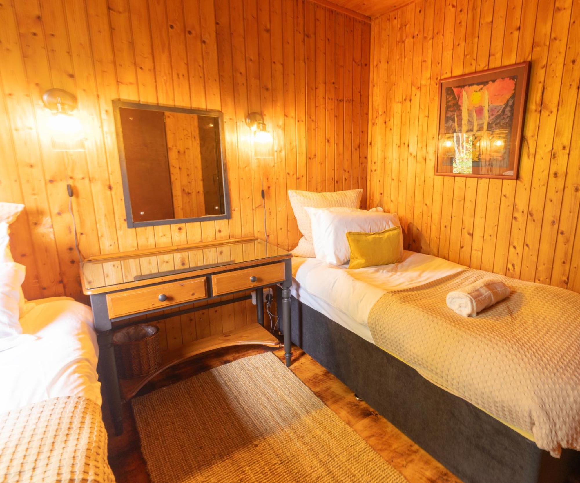 Kingswood Lodges ฟอร์ตวิลเลียม ภายนอก รูปภาพ